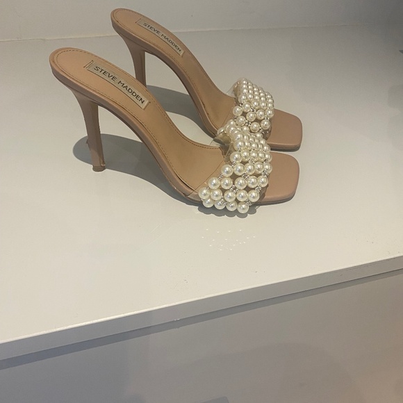 Steve Madden Pearl Heel - Picture 1 of 2